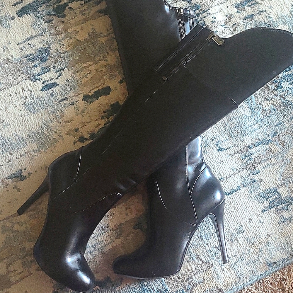 Guess Knee High Boots
